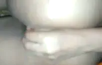 زوجة الساخنة يحصل على creampie في بوسها الرطب.