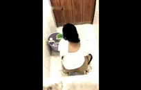 مراهق مع مؤخرة كبيرة يحصل مارس الجنس بعد الحفلة.