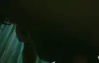 الاستمناء أمام النافذة للحصول على الجوز السريع.