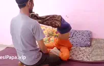 أنا أحب مشاهدتك تنطلق إلى مؤخرتي السمين وأنا أركب قضيبك وأحصل على شاعر المليون